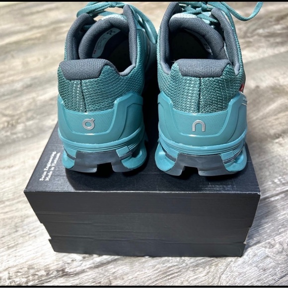 On Running Men's Cloudace Shoes Shadow US 9.5 UER 43 UK 9 💎 - Picture 12 of 16